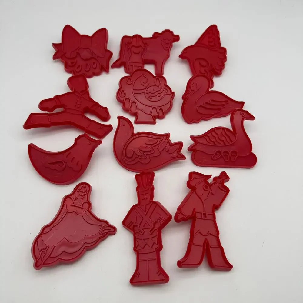 Vintage Lot 40 Cookie Cutters Holiday Christmas Thanksgiving Owl Snowman